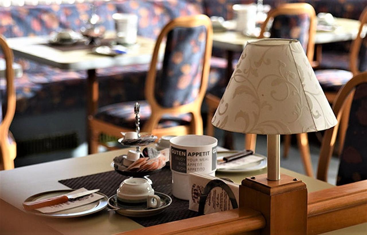 Hotel Conditorei Cafe Baier Schoemberg  Экстерьер фото
