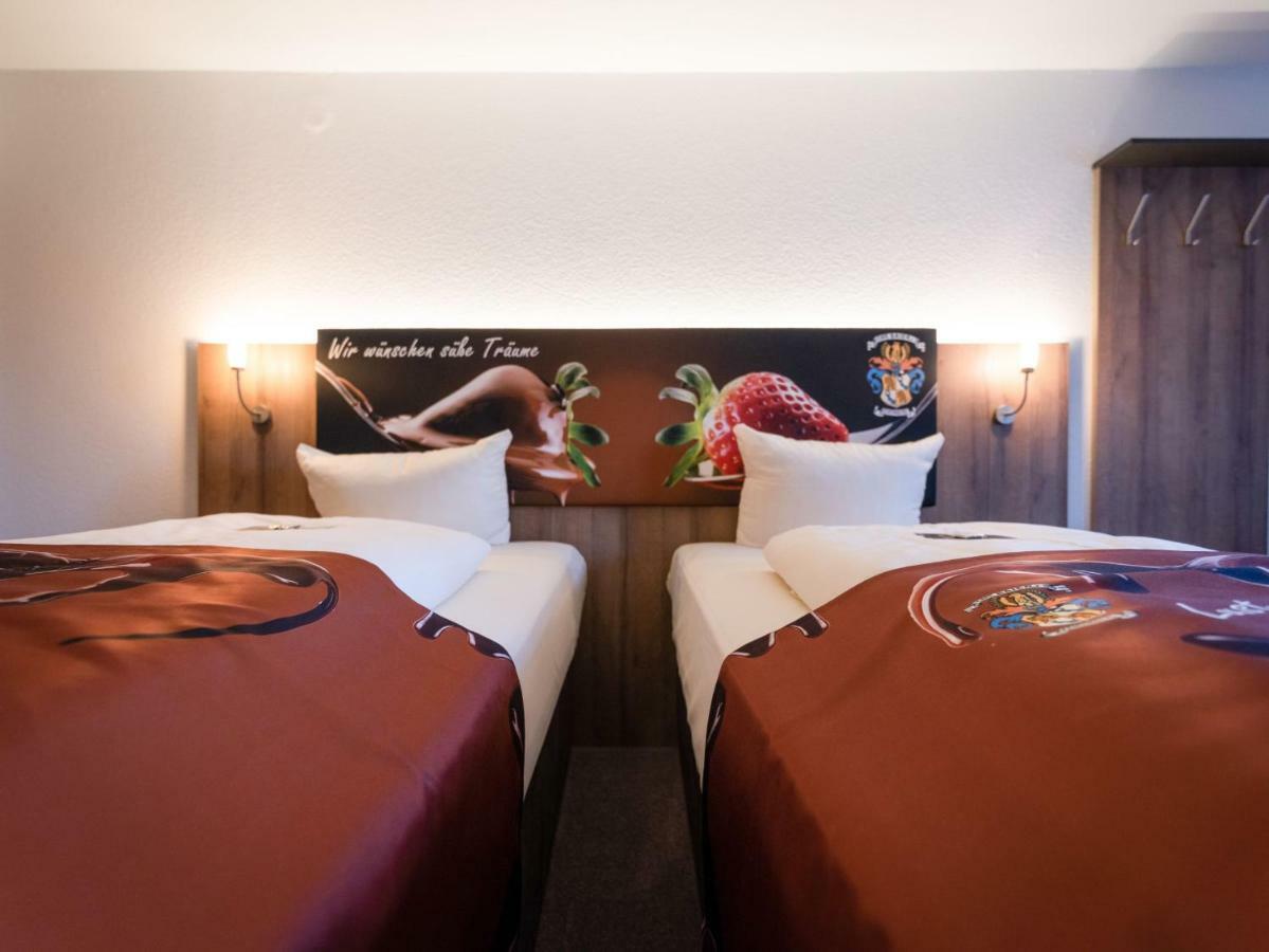 Hotel Conditorei Cafe Baier Schoemberg  Экстерьер фото